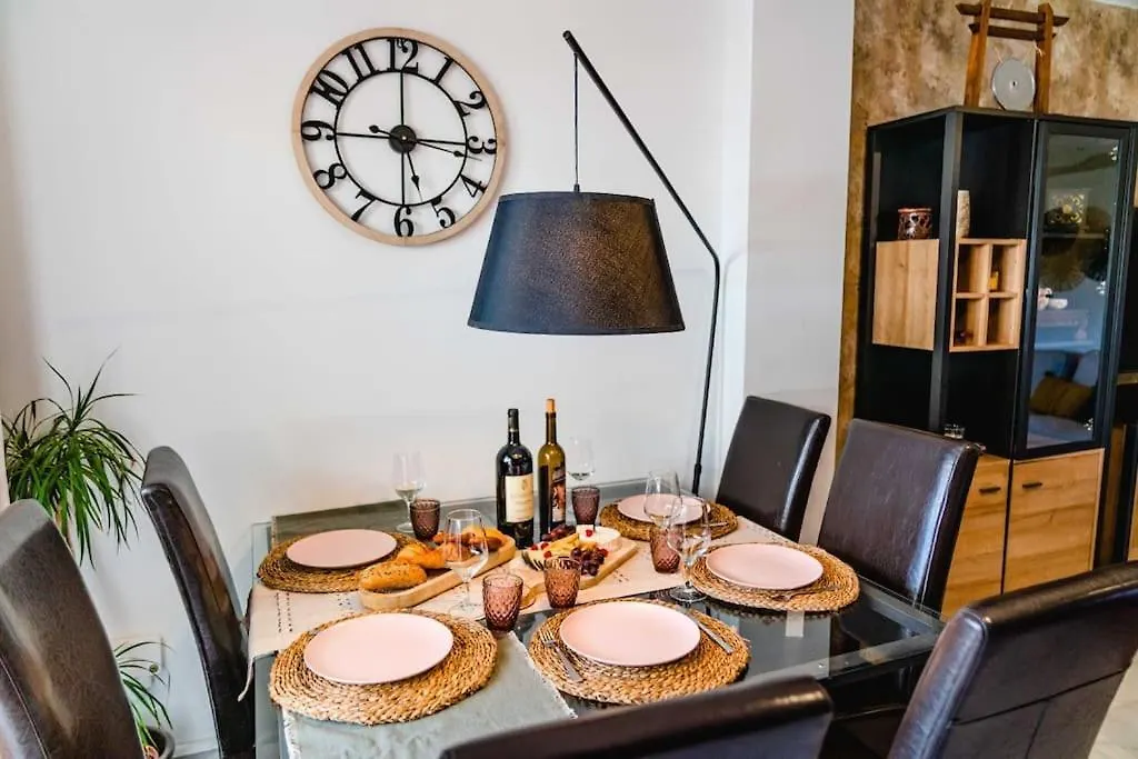 Golden Beach Apartment Elviria Marbella