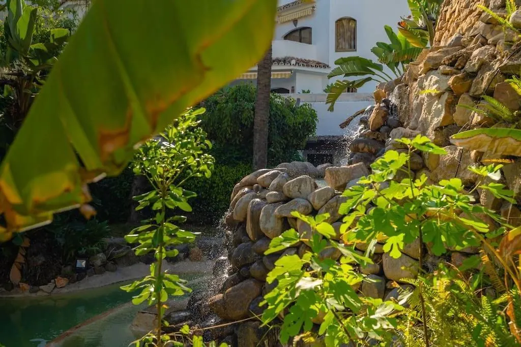 Golden Beach Apartment Elviria Марбелья